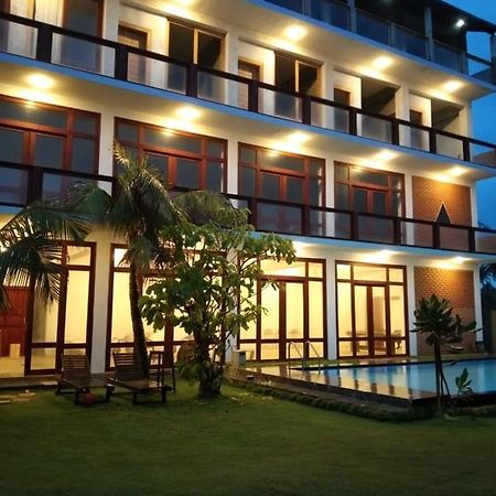 Hi Win Hotel Chilaw Ngoại thất bức ảnh
