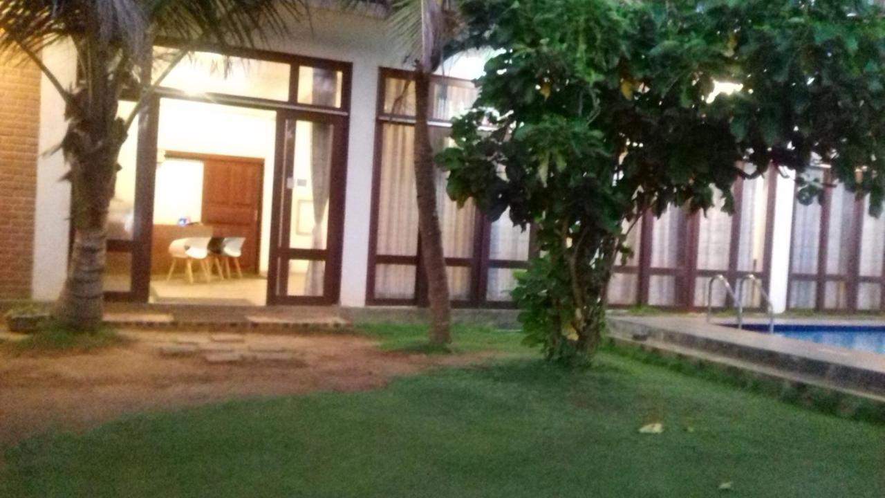 Hi Win Hotel Chilaw Ngoại thất bức ảnh